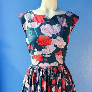 Modcloth Floral Fabulous Fit and Flare Midi Dress size Small